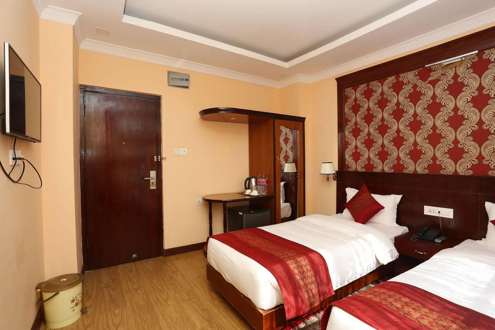 Hotel Pokhara Goodwill Bagian luar foto